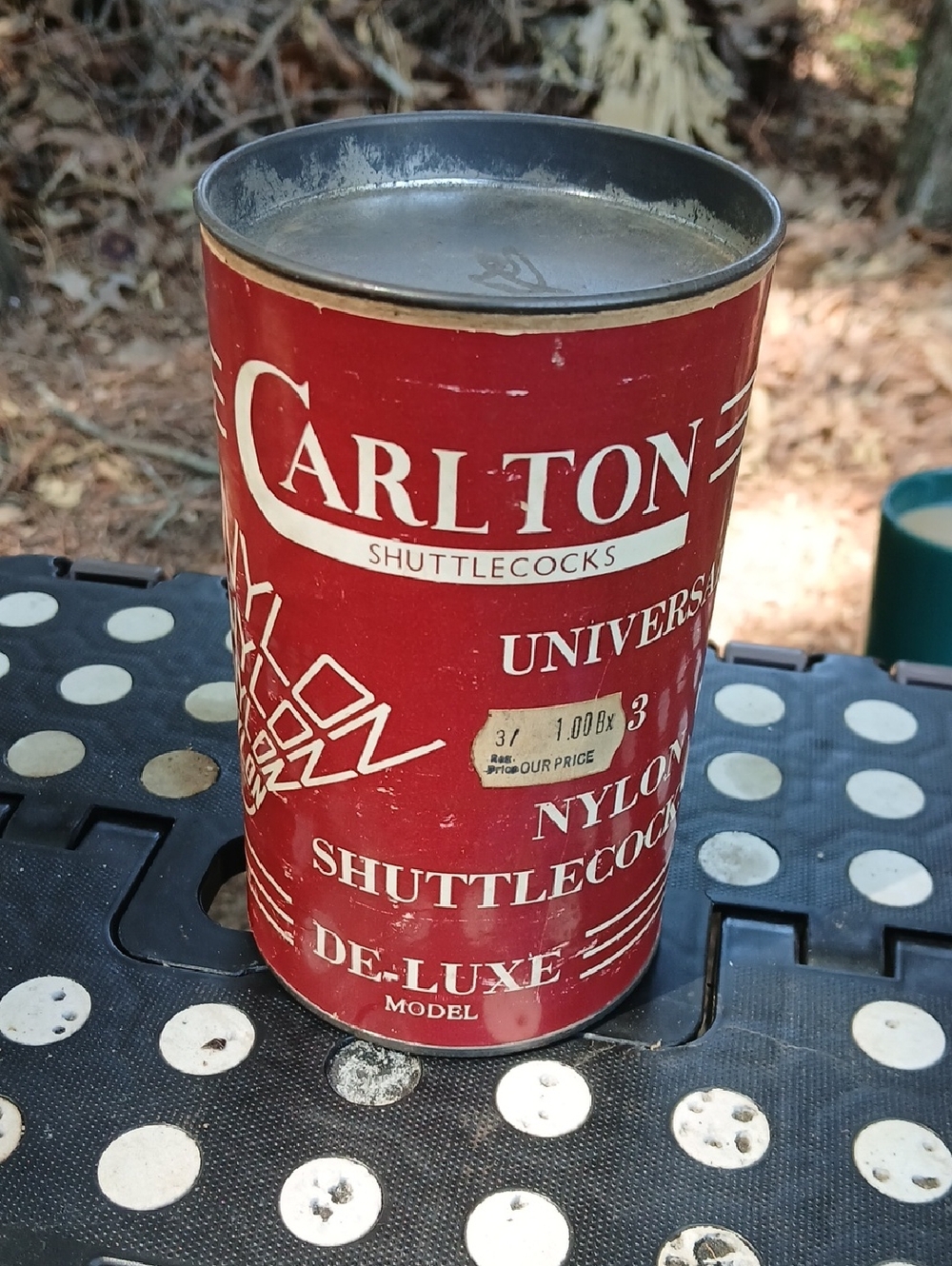 Carlton Red Shuttlecocks Cardboard & Tin - Vintage De-Luxe